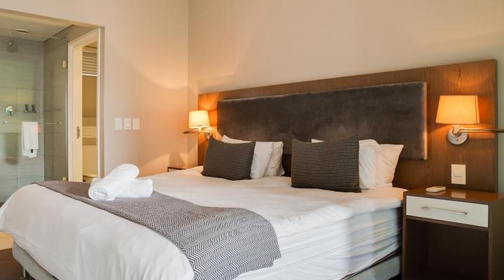 Home From Home - Canal Quays Apartments