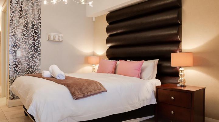 Home From Home - Canal Quays Apartments