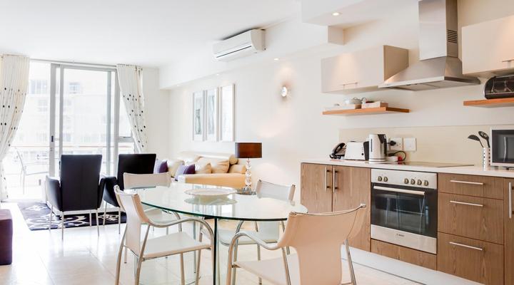 Home From Home - Canal Quays Apartments