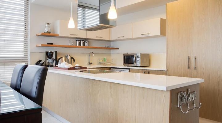 Home From Home - Canal Quays Apartments