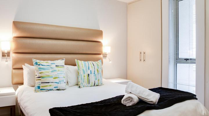 Home From Home - Canal Quays Apartments