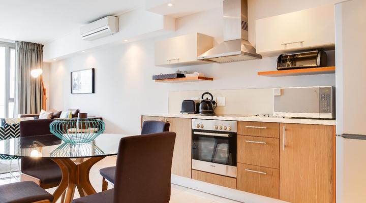 Home From Home - Canal Quays Apartments