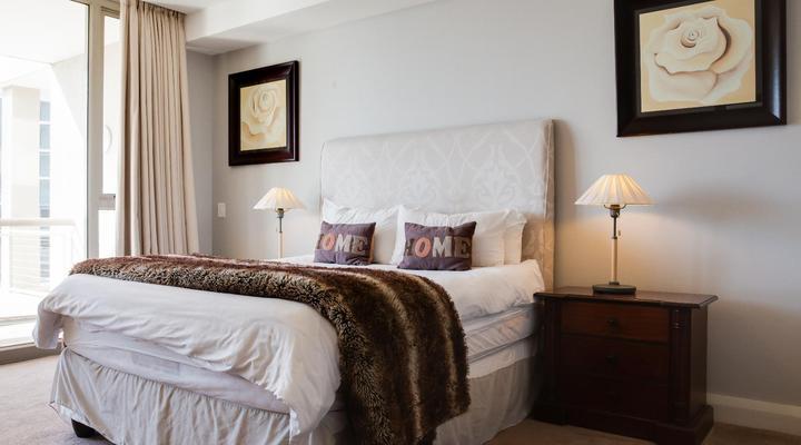 Home From Home - Canal Quays Apartments