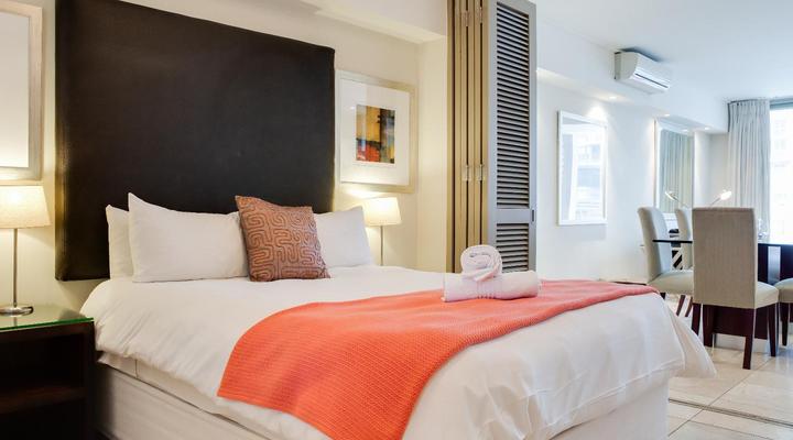 Home From Home - Canal Quays Apartments