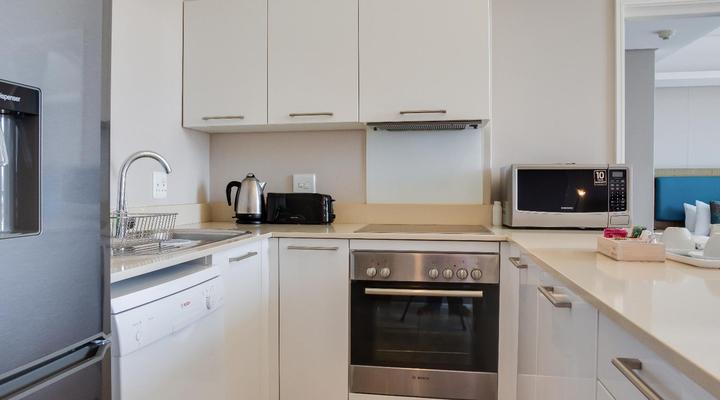 Home From Home - Canal Quays Apartments