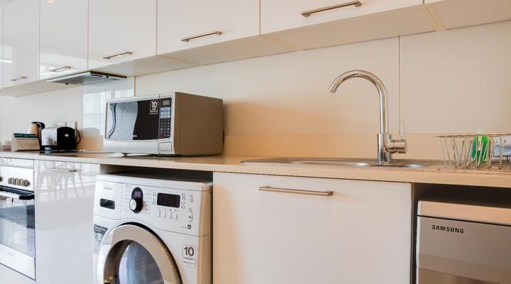 Home From Home - Canal Quays Apartments