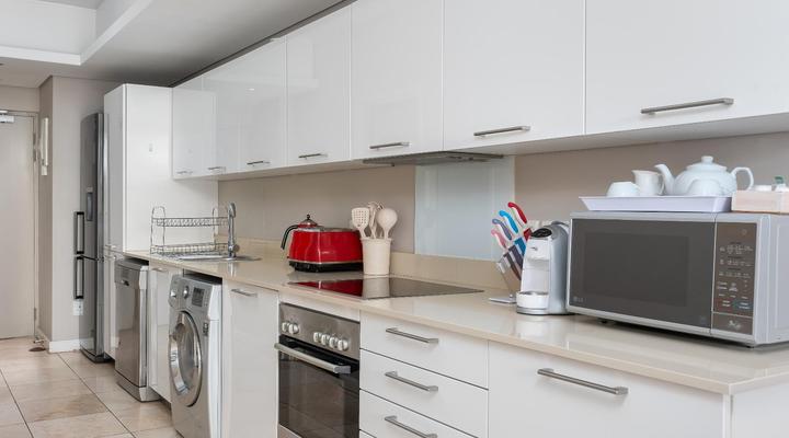 Home From Home - Canal Quays Apartments