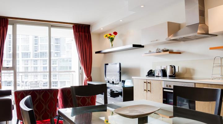 Home From Home - Canal Quays Apartments