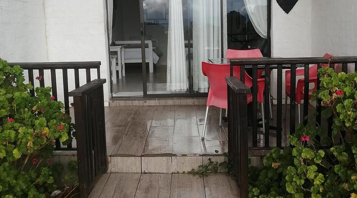 Joie de Vivre Country House