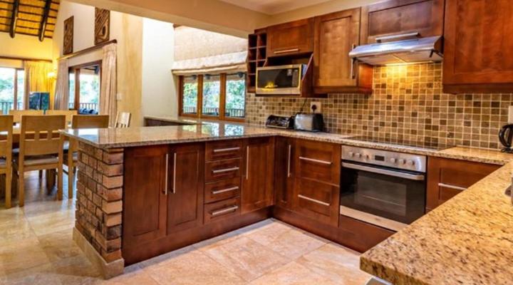 Hoyo Hoyo 573 Kruger Park Lodge