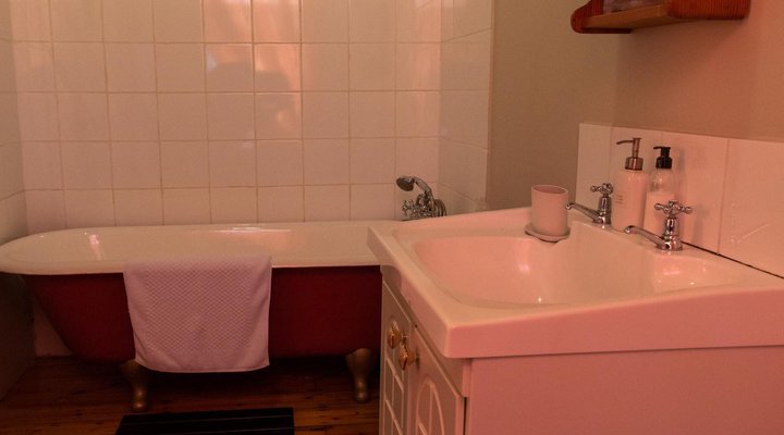 Calderwood Hall Guest House