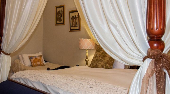 Calderwood Hall Guest House