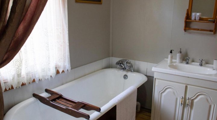 Calderwood Hall Guest House