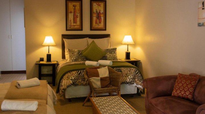 Calderwood Hall Guest House