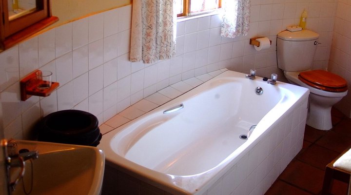 Calderwood Hall Guest House