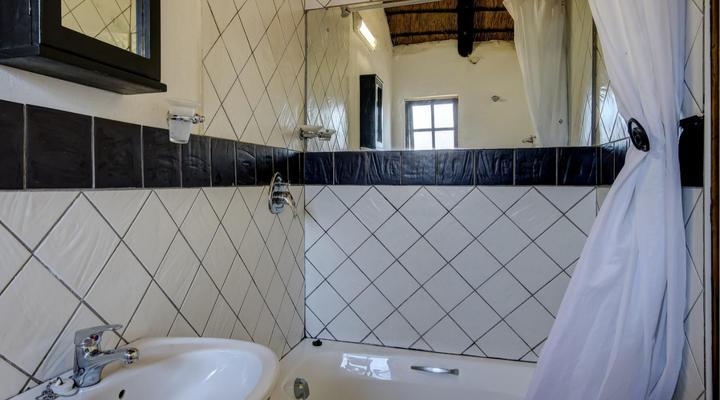 Khaya La Manzi Guest Lodge & Conferencing