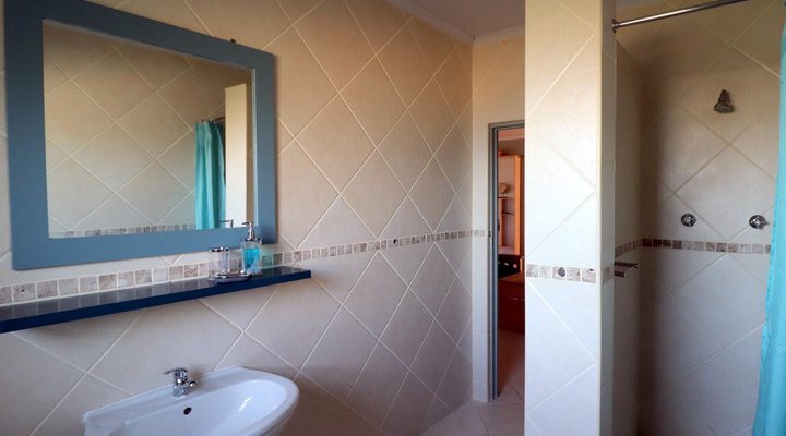 Afripoint Flat