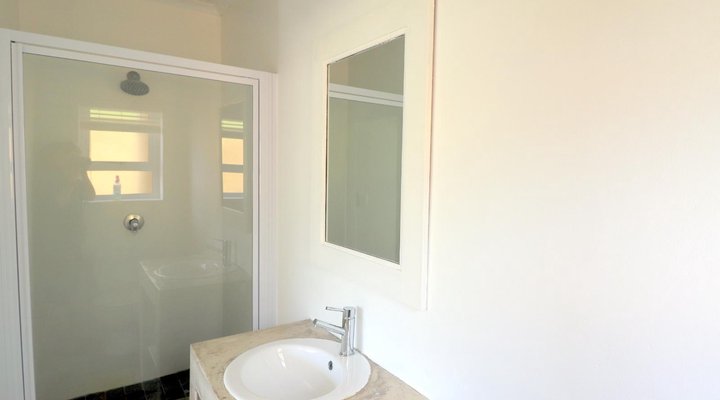Afripoint Flat