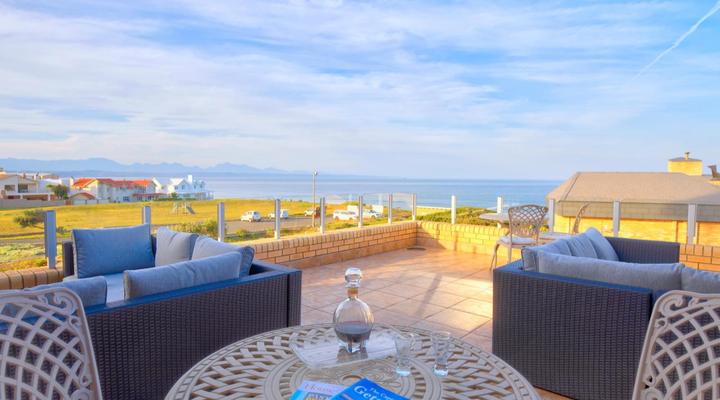 African Oceans Manor on the Beach