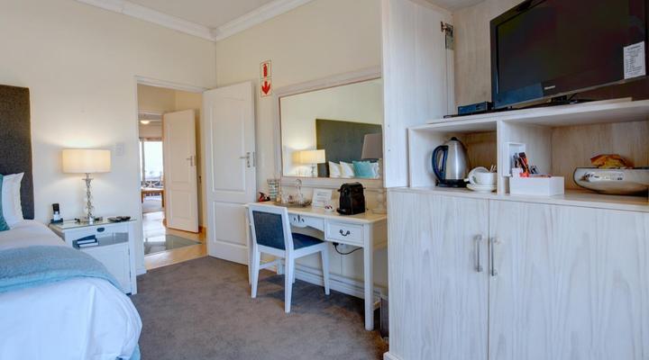 African Oceans Manor on the Beach