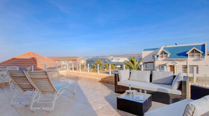 African Oceans Manor on the Beach