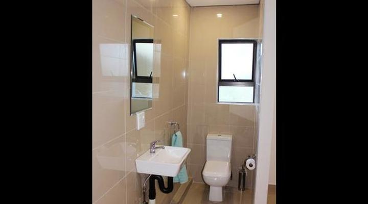 M-Crystals Guesthouse