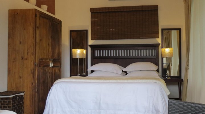 Dinkwe Lodge & Guest House