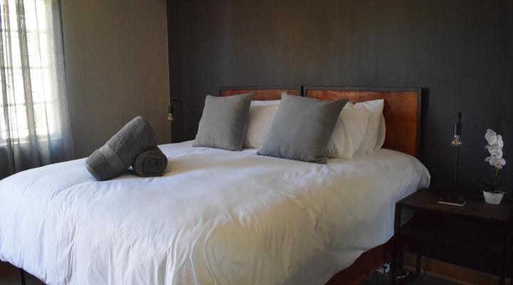 Nooitgedacht Town Lodge