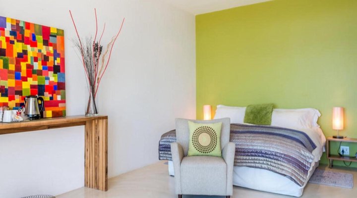 Colourful Manor Luxury Lodge