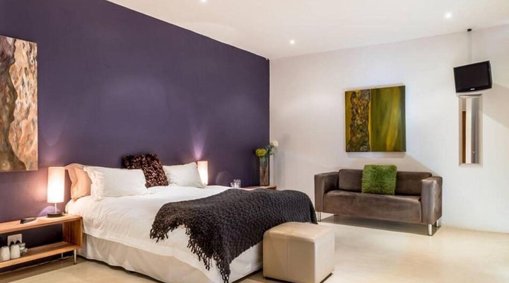 Colourful Manor Luxury Lodge