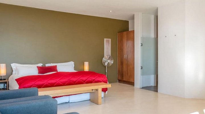 Colourful Manor Luxury Lodge