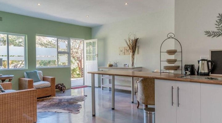Colourful Manor Luxury Lodge