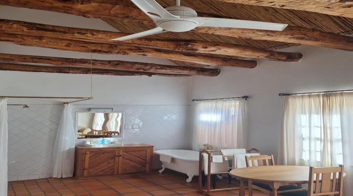 Red Mountain Ridge Karoo Oasis and Guest Farm