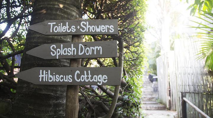 Ansteys Beach Self-Catering and Backpackers