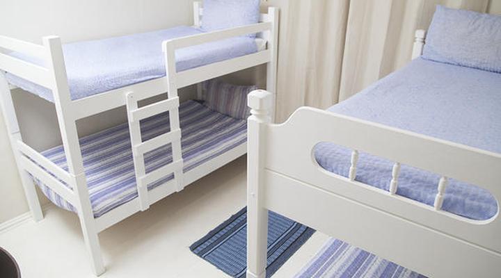 Ansteys Beach Self-Catering and Backpackers