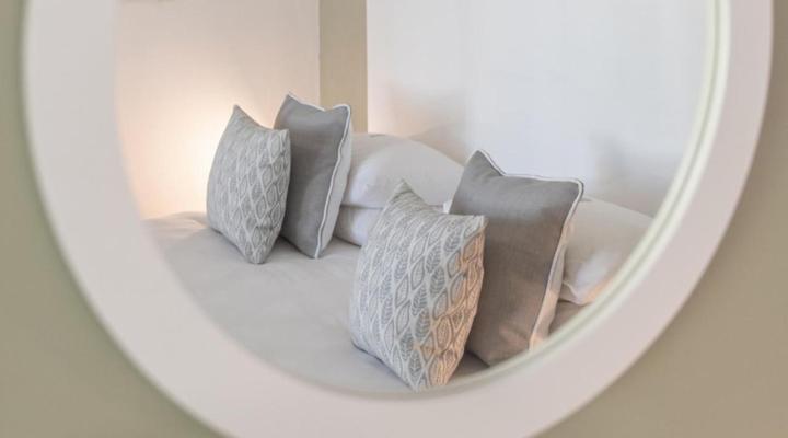 Ballinderry, The Robertson Guest House