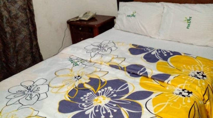 Green Royal Hotel (04 Royale Hotel)