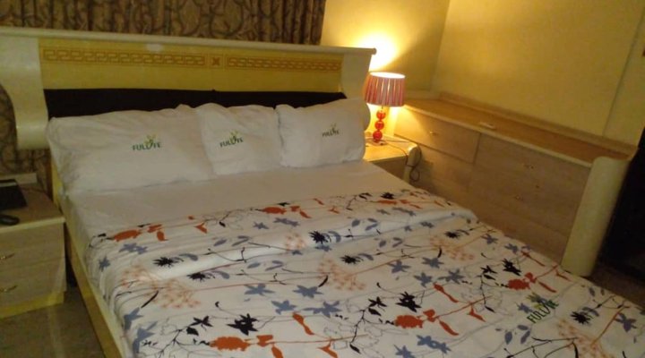 Green Royal Hotel (04 Royale Hotel)