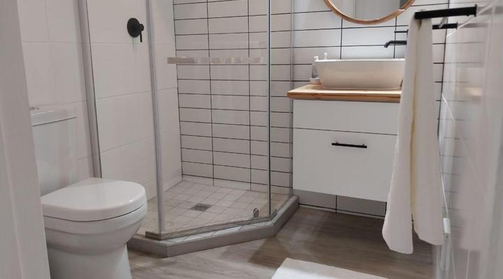 St Francis, Ships Bell 16B