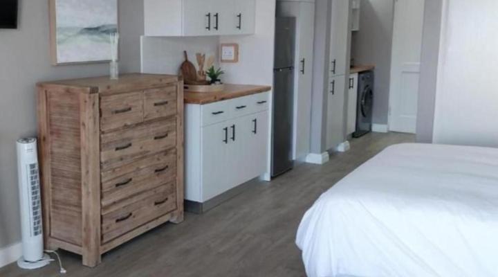 St Francis, Ships Bell 16B