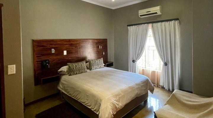 About Guest Lodge