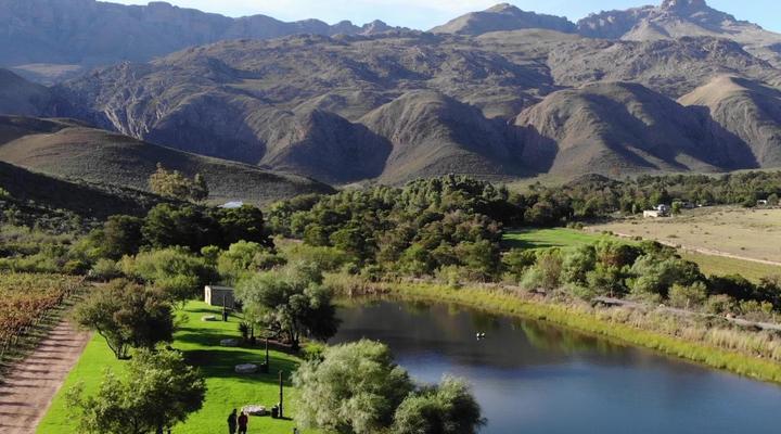 Oaksrest Vineyards Guest Farm