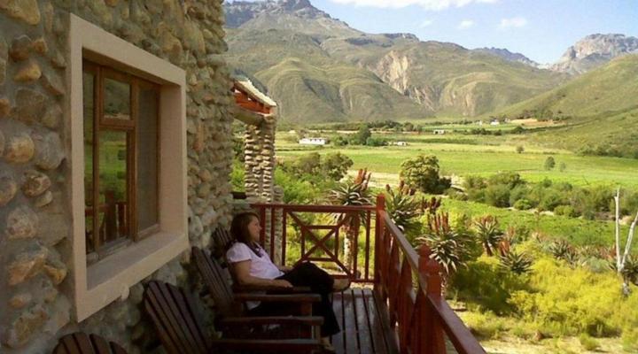 Oaksrest Vineyards Guest Farm