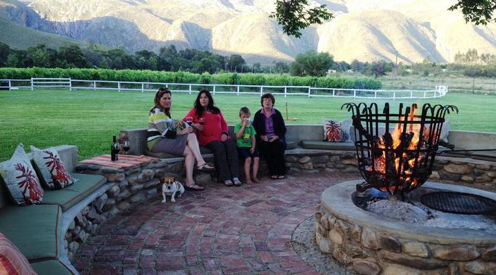 Oaksrest Vineyards Guest Farm