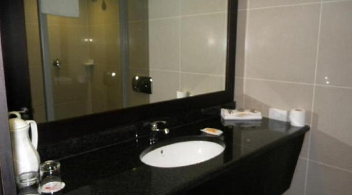 Black Mountain Hotel