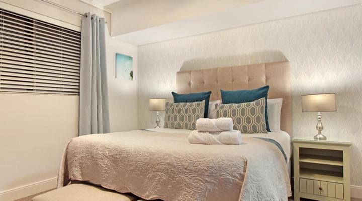 Waters Edge 220 by AirAgents