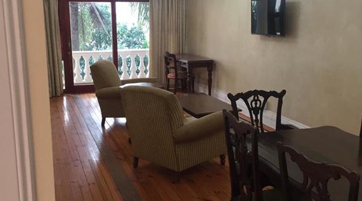 Cricklewood Manor Boutique Hotel