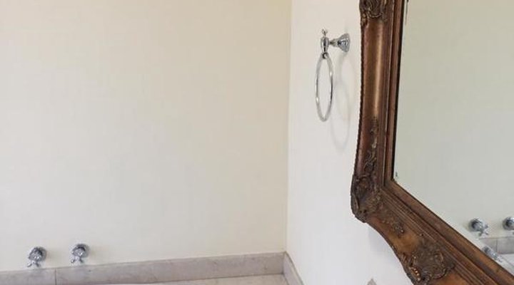 Cricklewood Manor Boutique Hotel