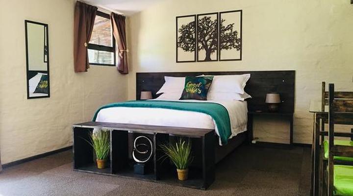 Treetopia Guesthouse