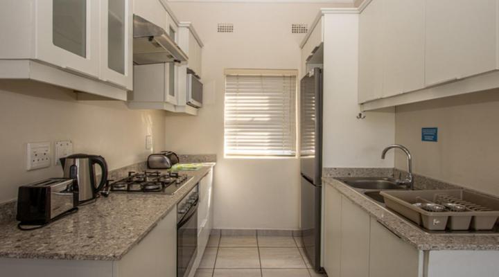 Banana Beach Club E2